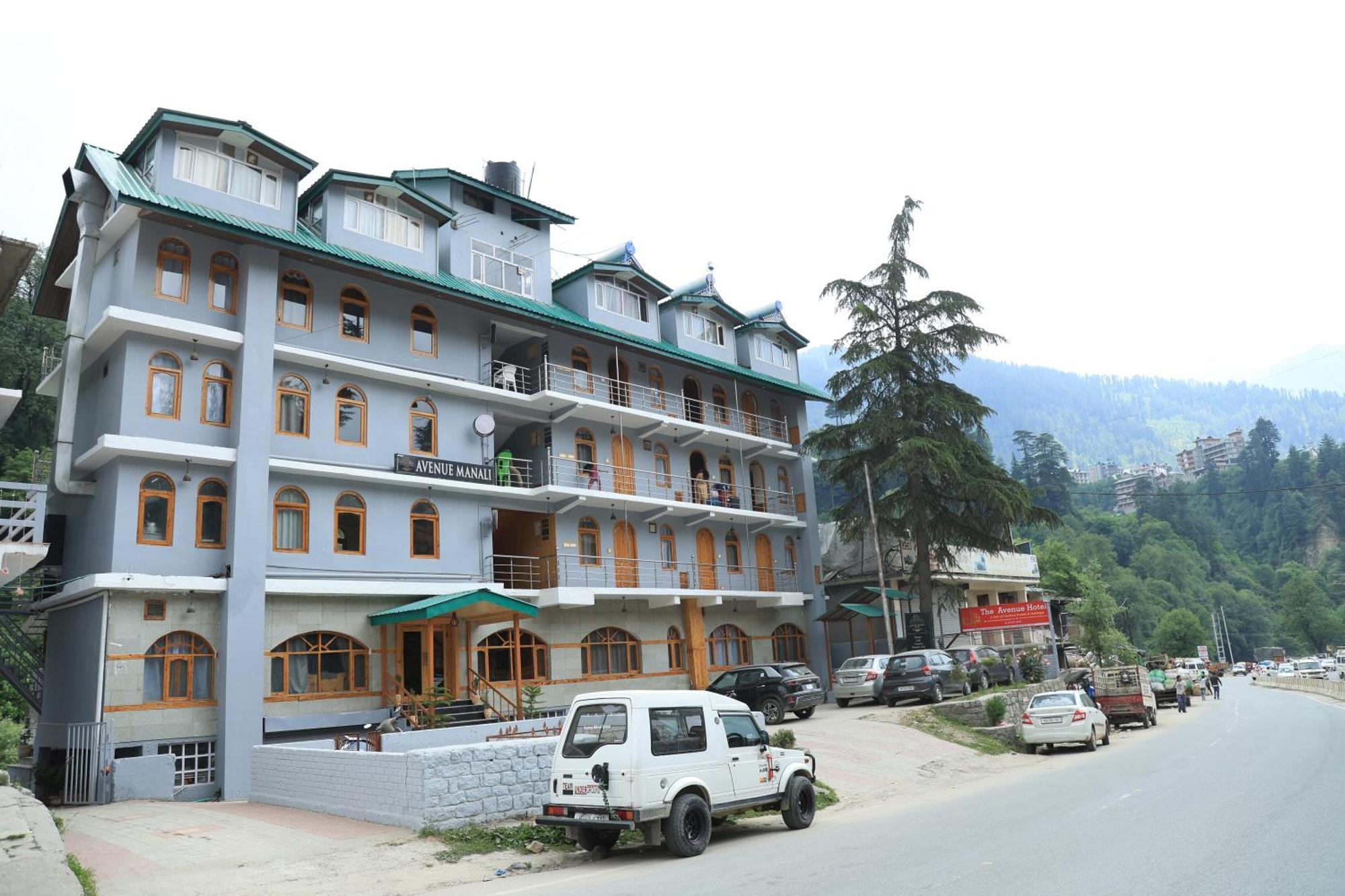 The Avenue Hotel , Manali A River Side Hotel Bagian luar foto